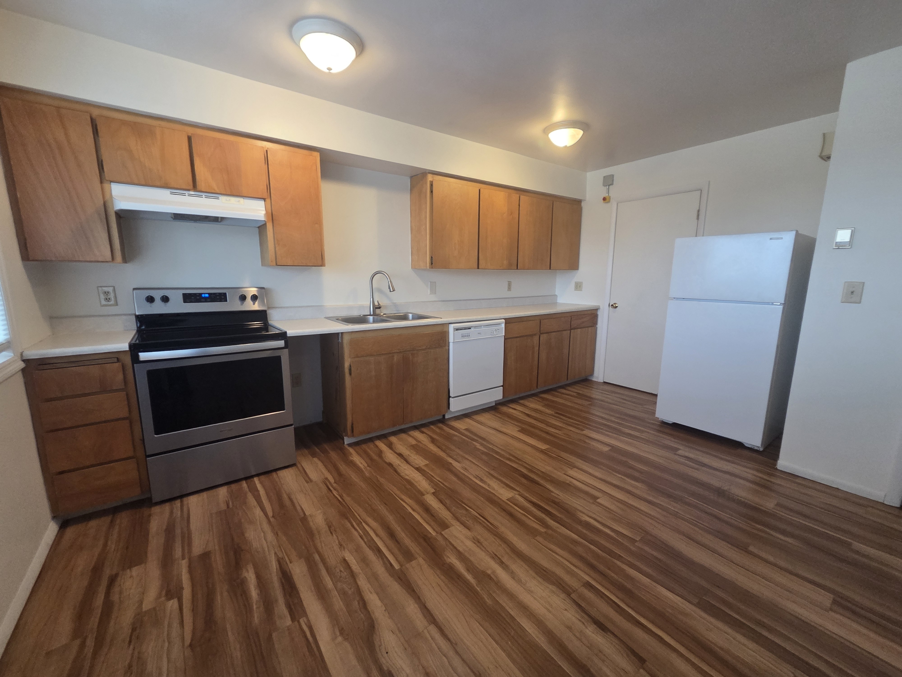 1606 South 19th Avenue - 122