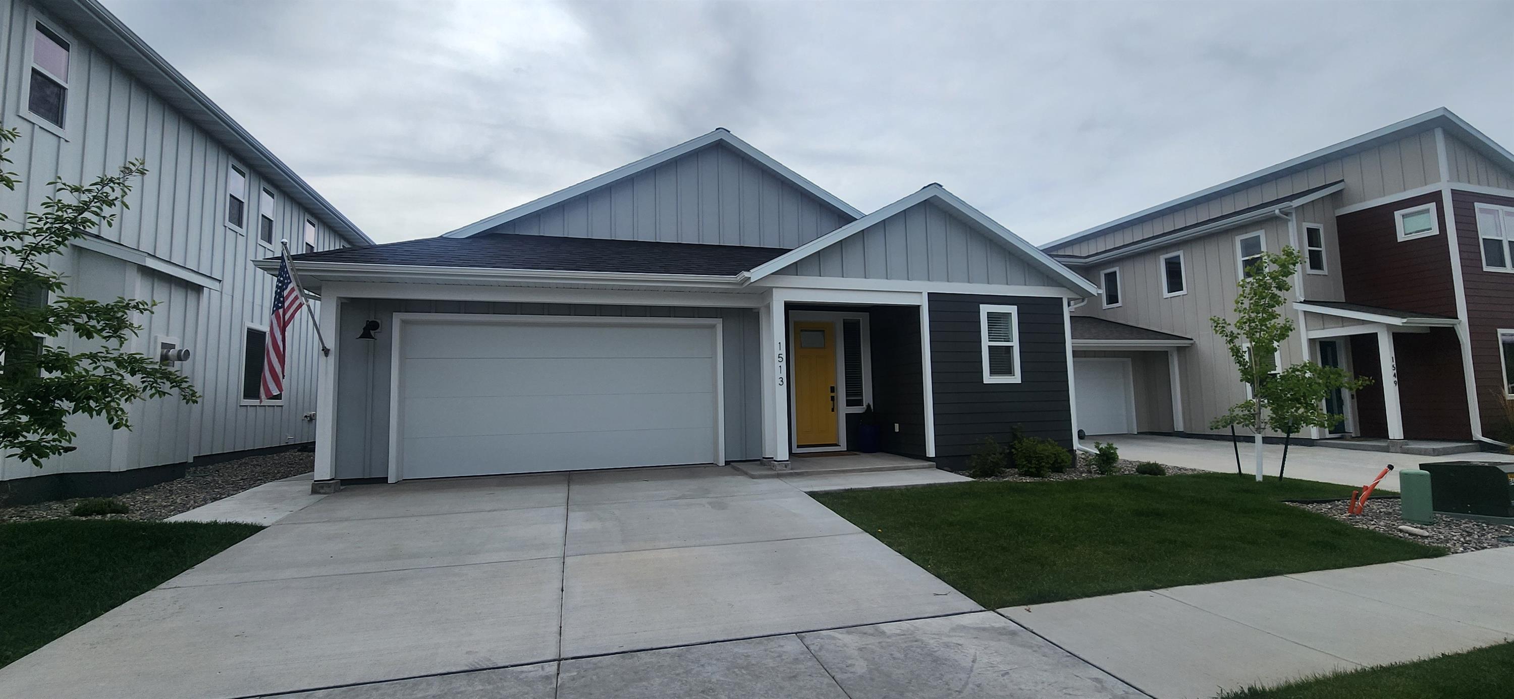 1513 Zephyr Way